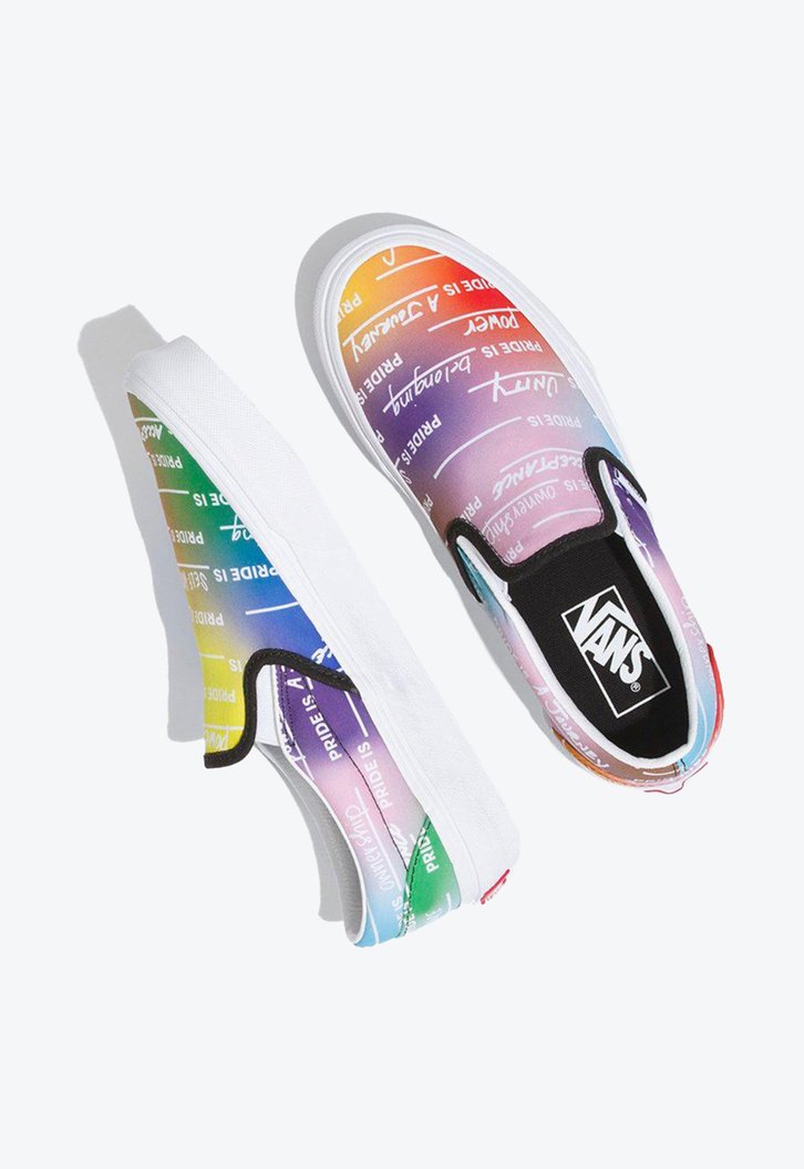 Tênis Vans Slip On Pride Rainbow True White