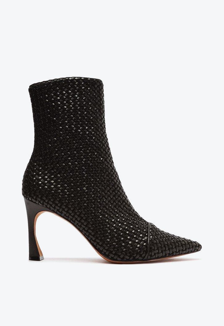 Myra Tresse 85 Black