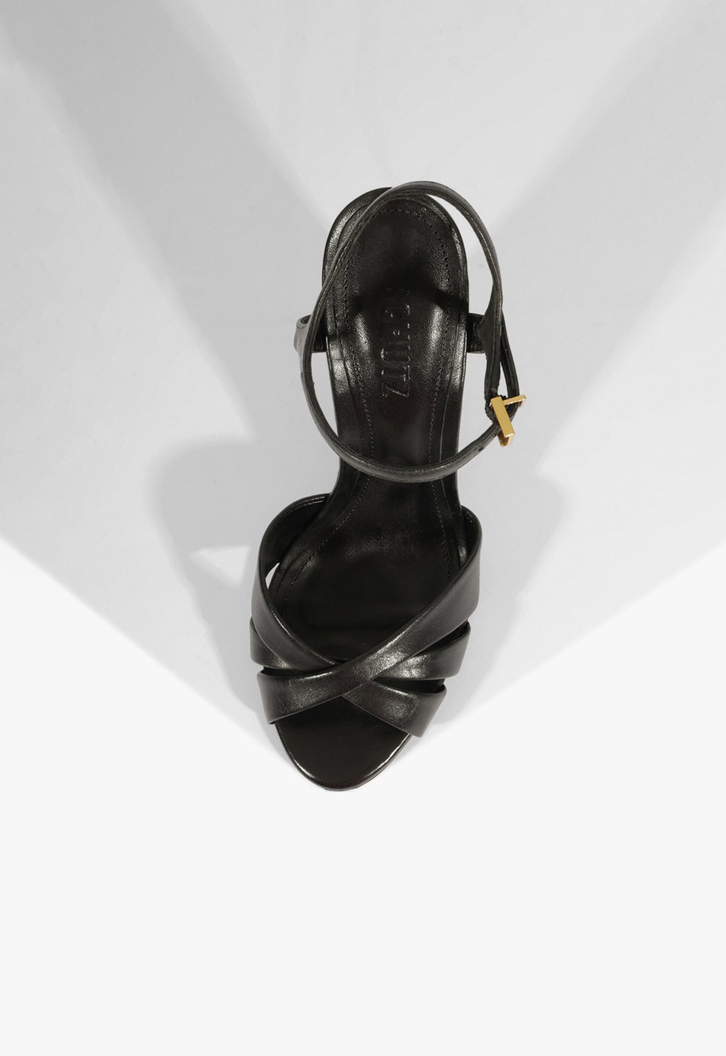 Sandália Anabela Keefa Wedge Couro Preta