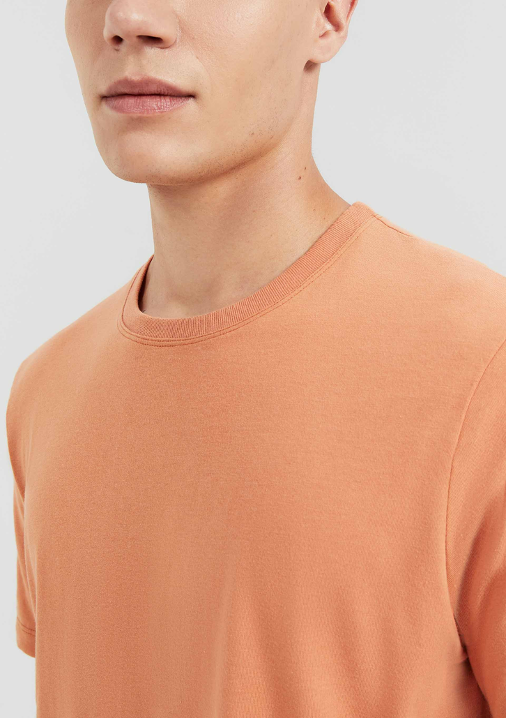 Camiseta Laranja Hering Básica Manga Curta Regular World