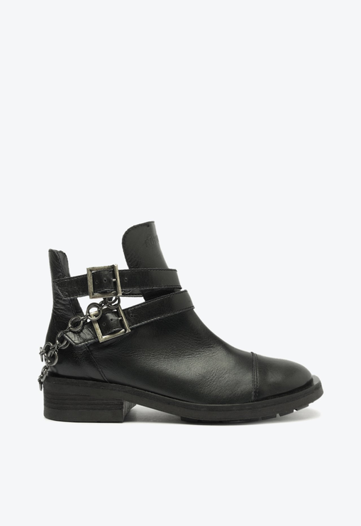 Bota Tratorada Cano Médio Couro Preta