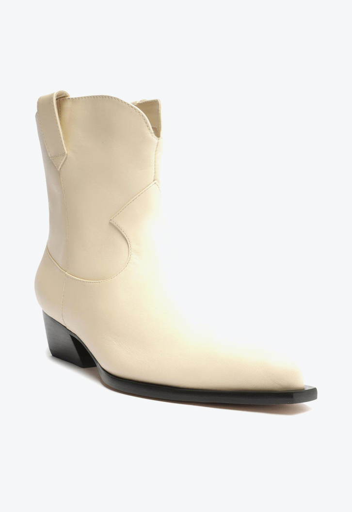 Bota cano shop longo caramelo arezzo
