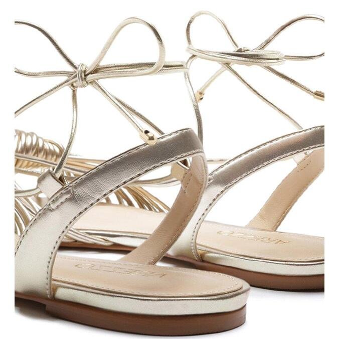 Sandália Rasteira Aplicação Metal Platino | Arezzo