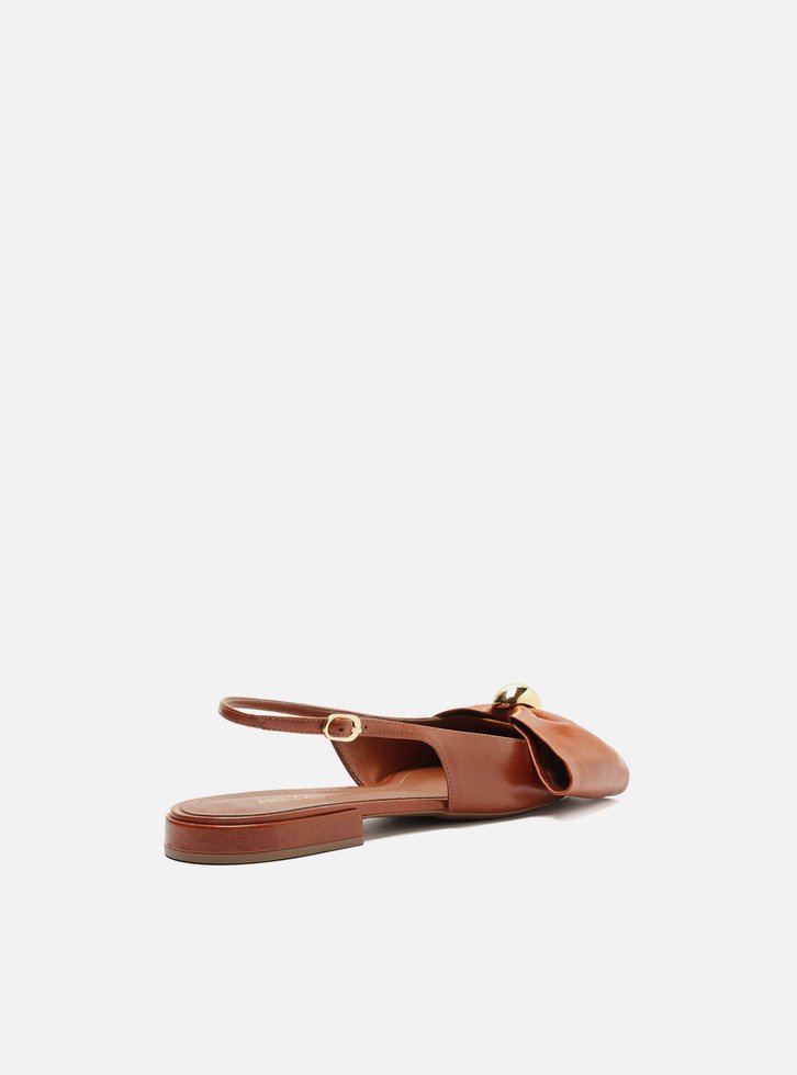 Sapatilha Marrom Couro Slingback Laço Metal