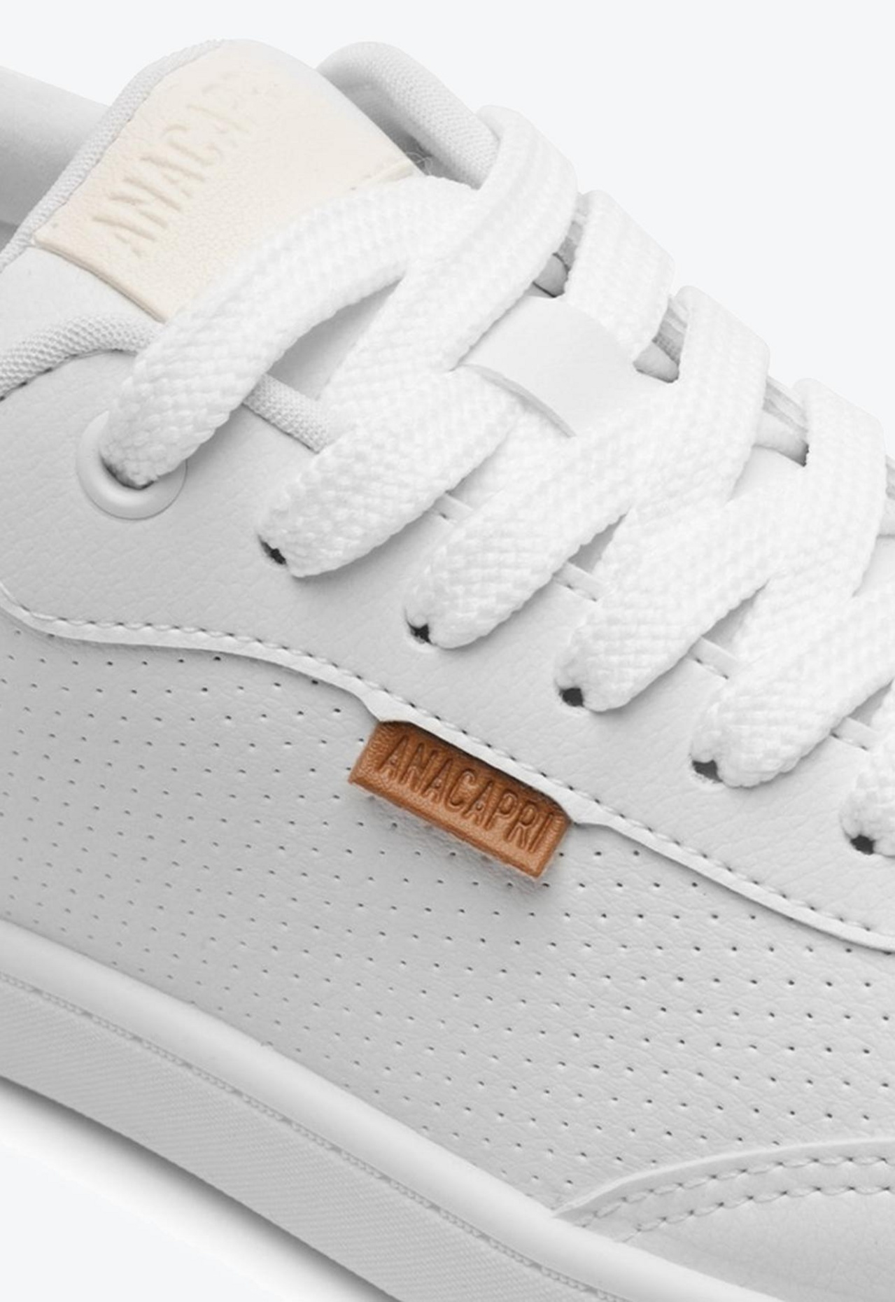 Tênis Detalhes Texturizados Na Lateral Branco | ZZ MALL