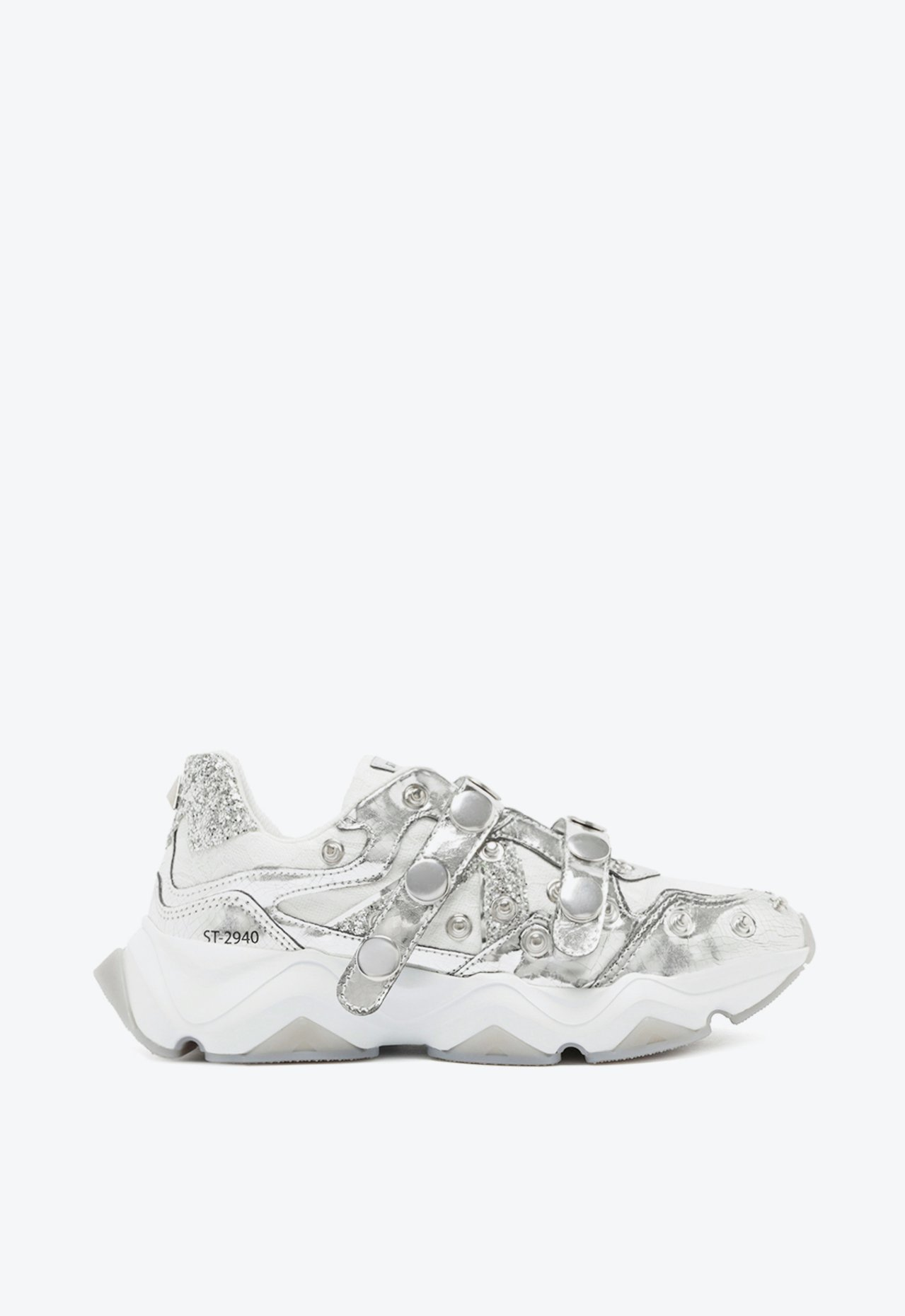 Tênis Prata Schutz Presley Tachas | ZZ MALL