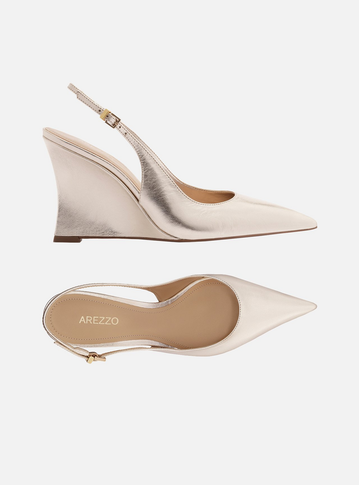 Scarpin Dourado Couro Salto Alto Anabela Slingback