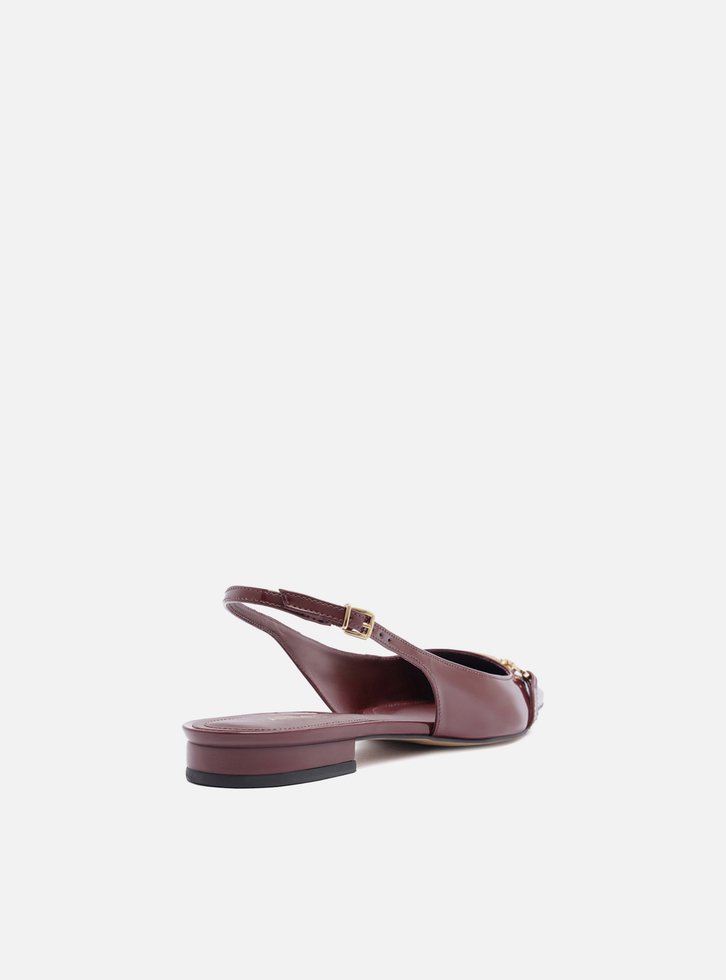 Sapatilha Vermelha Bico Fino Slingback Metal