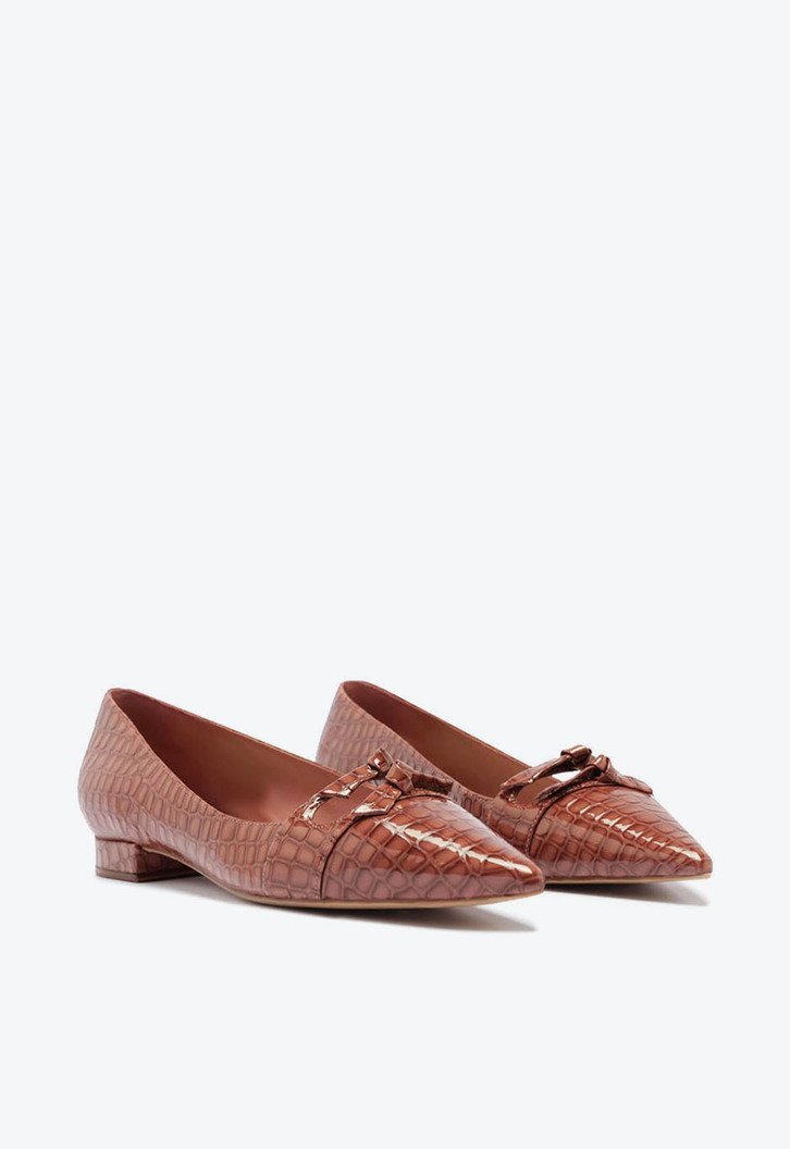 Kate Flat Clay