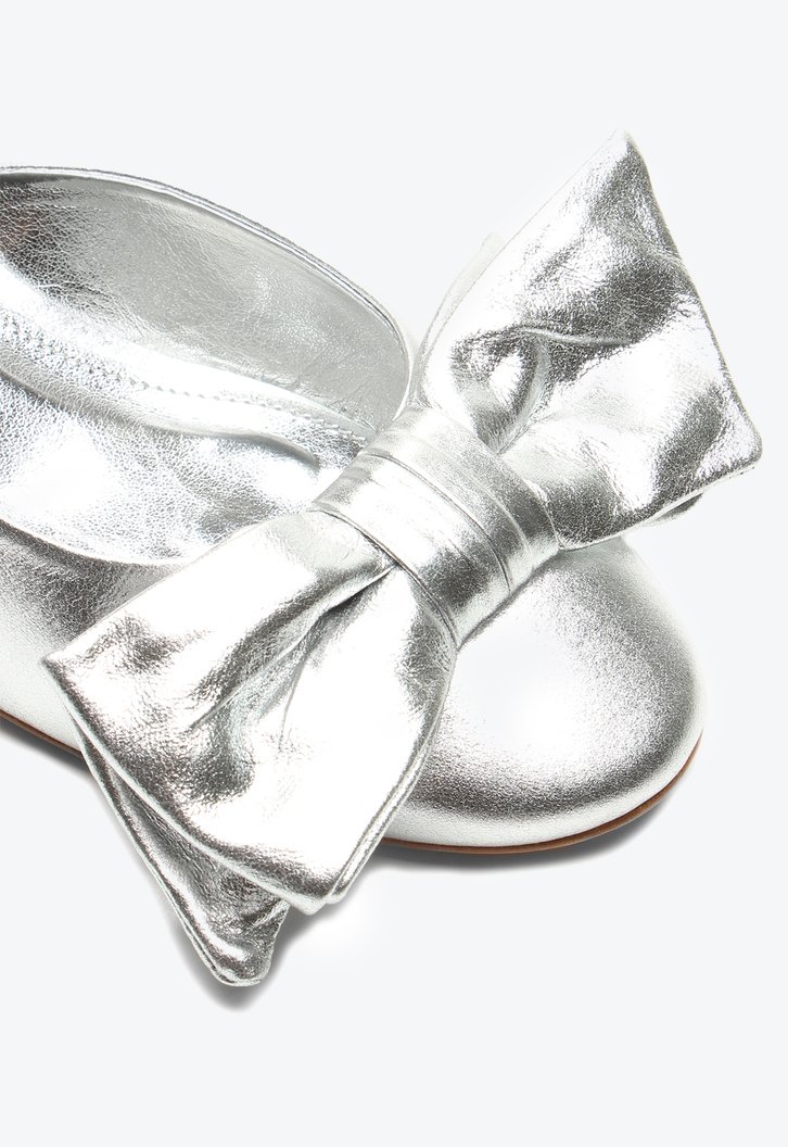 Mule Elyna Prata