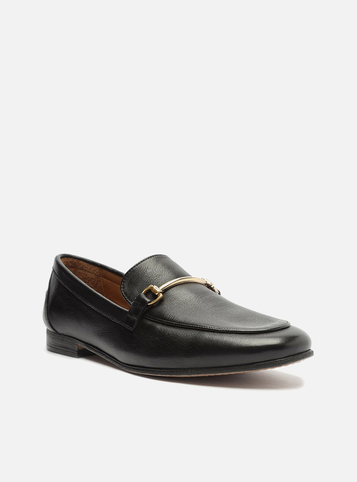 Mocassim Preto Couro Bico Fino Bridão