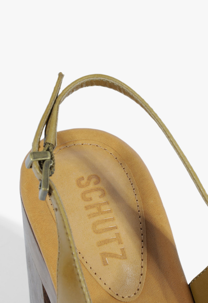 Clog Slingback Couro Bege