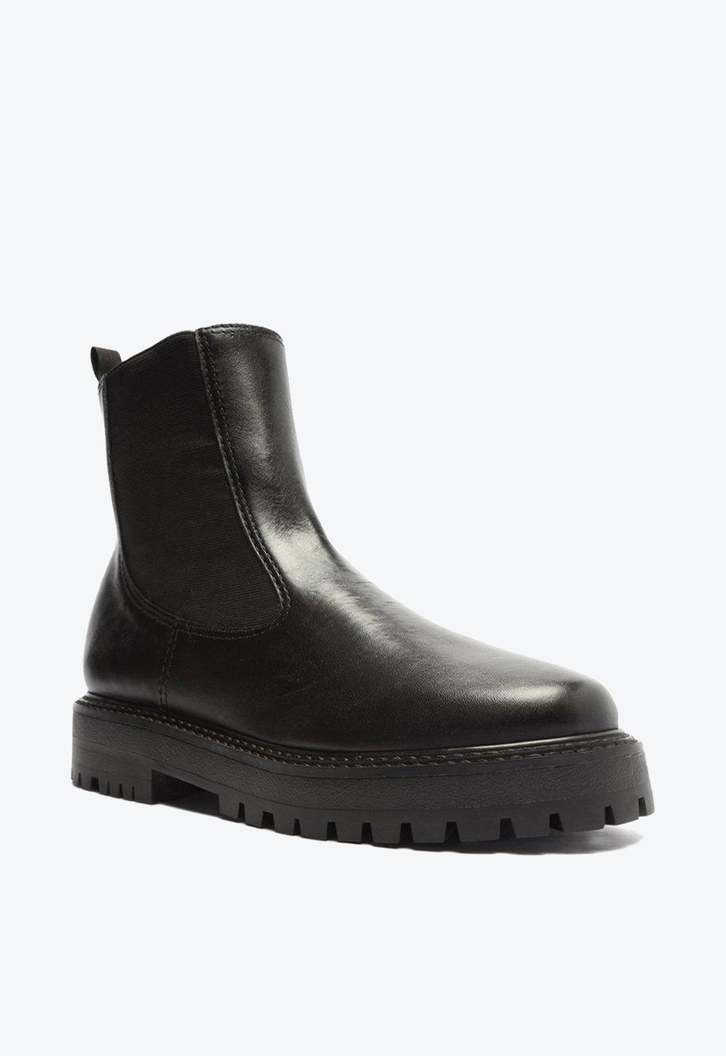 Bota Preta Arezzo Couro Cano Médio Tratorada Chelsea