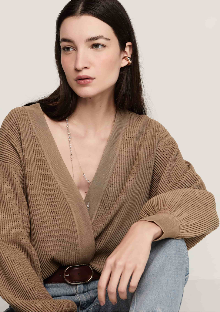 Cardigan Bege Dzarm Tricô com Manga Bufante