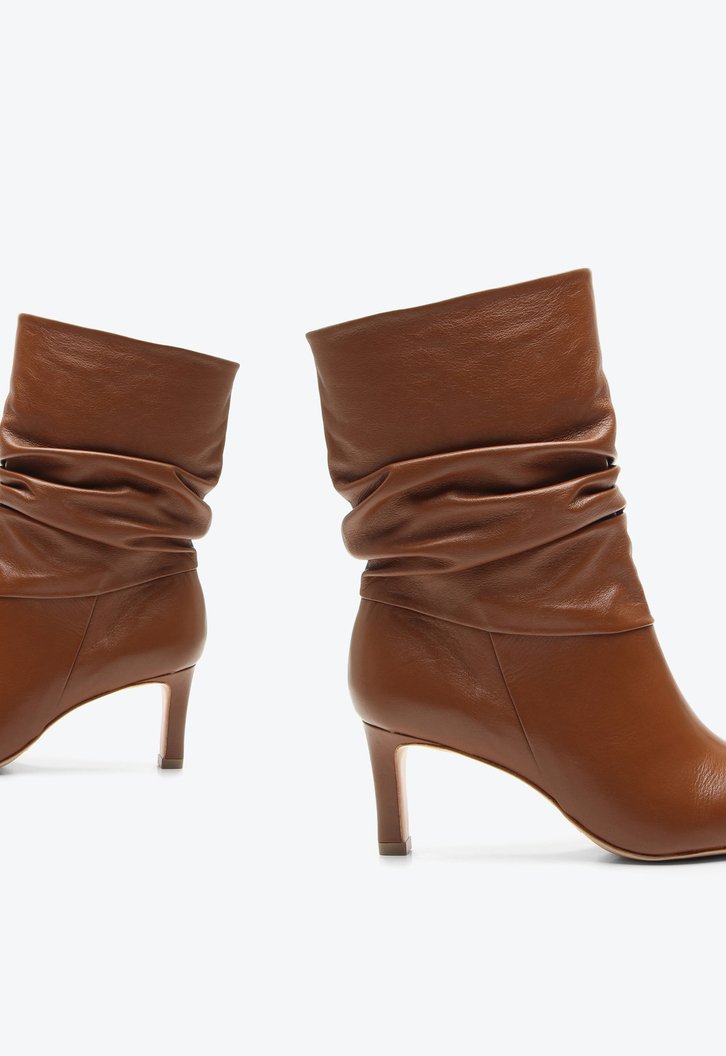 Bota Kampala Marrom