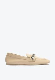 Mocassim Bege Schutz Couro Corrente