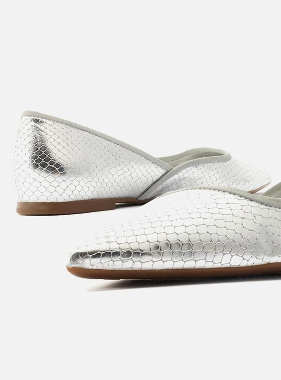 SAPATILHA PRATA SNAKE AREZZO BICO FINO CONTORNO