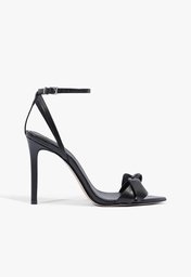 emily Sandália Salto Emily Metalizada Laço Preto | ZZ MALL