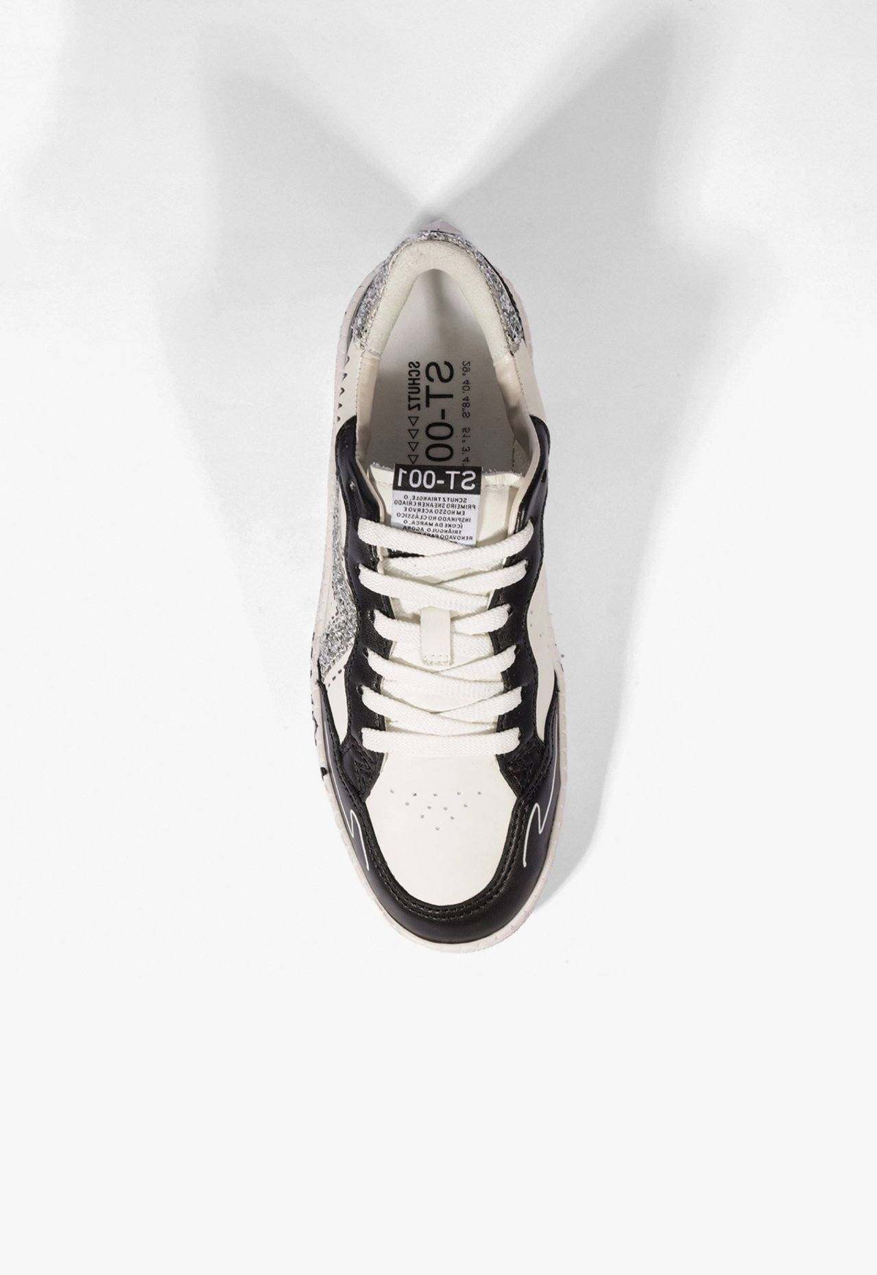 SAO♡ Tênis Branco E Preto Schutz St 001 Couro | ZZ MALL