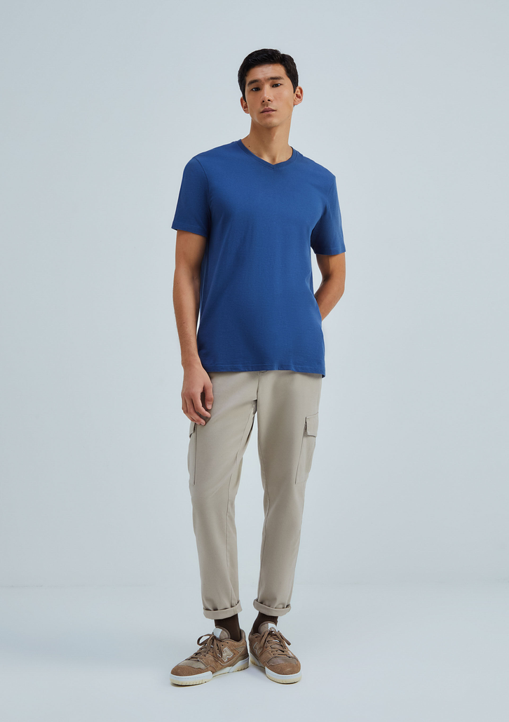 Camiseta Básica Azul Marinho Hering Masculina Manga Curta Gola V World