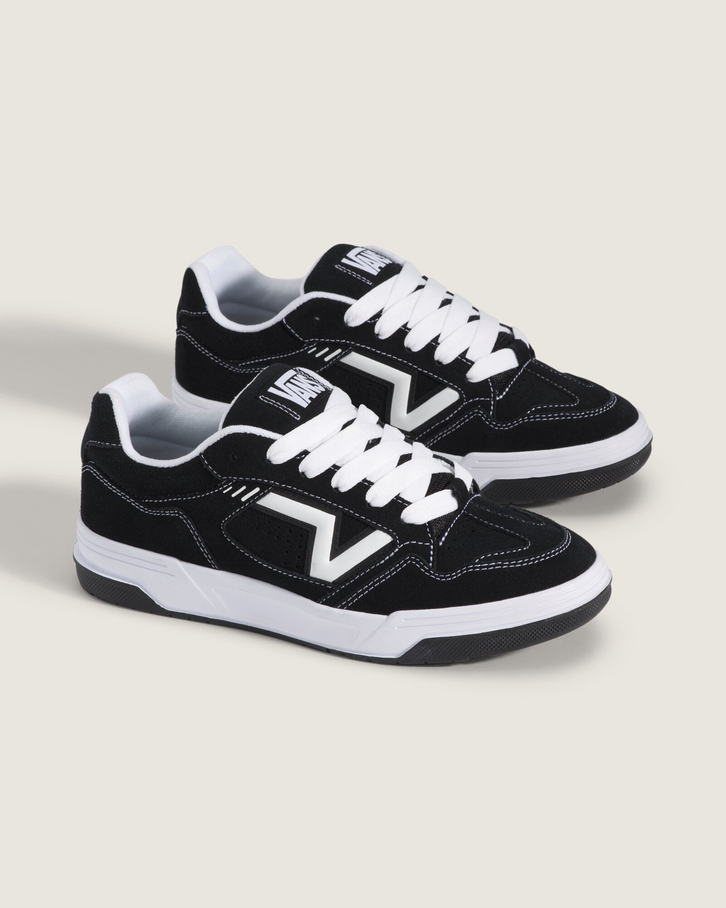 Tênis Upland Suede Black True White | ZZ MALL