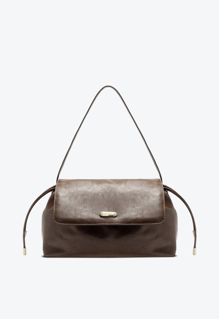 Bolsa Hobo Média com Tampa Marrom