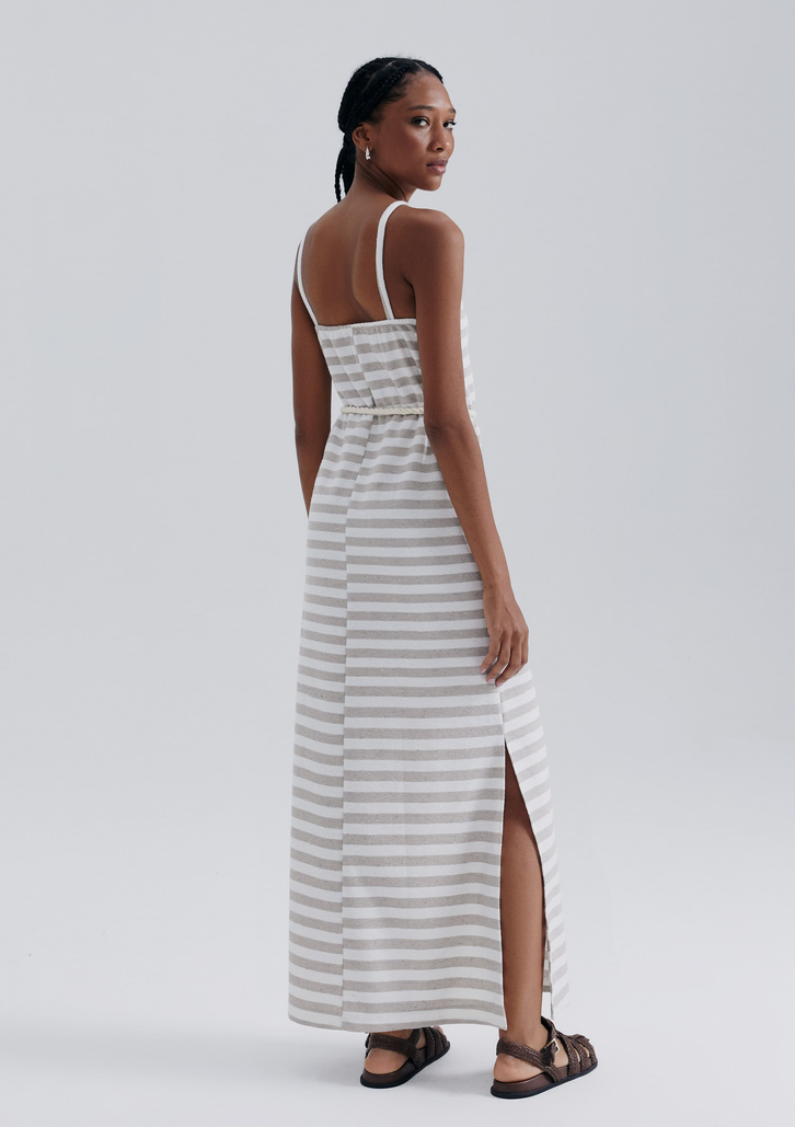 Vestido Off-White Hering Midi Texturizado Eco