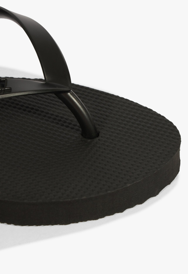 Chinelo Schutz Preto