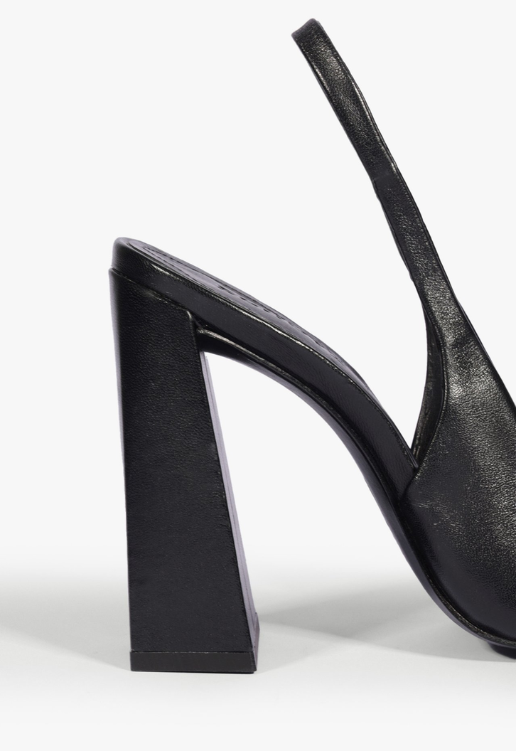 Slingback Couro Salto Alto Bloco Preto
