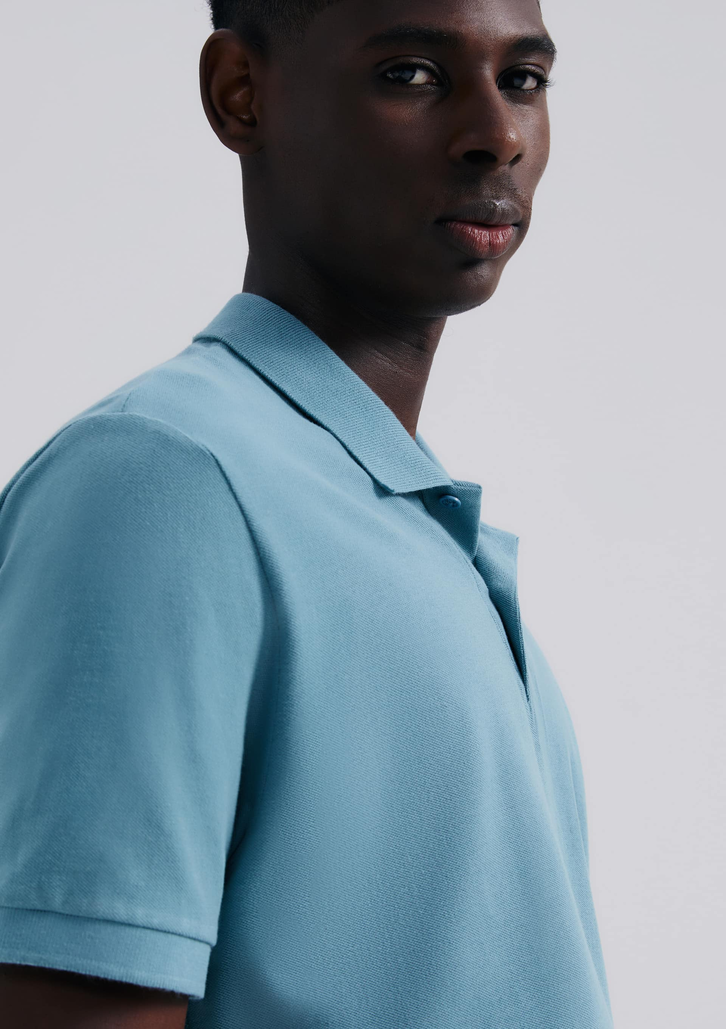 Camisa Polo Básica Azul Clara Manga Curta Em Piquet