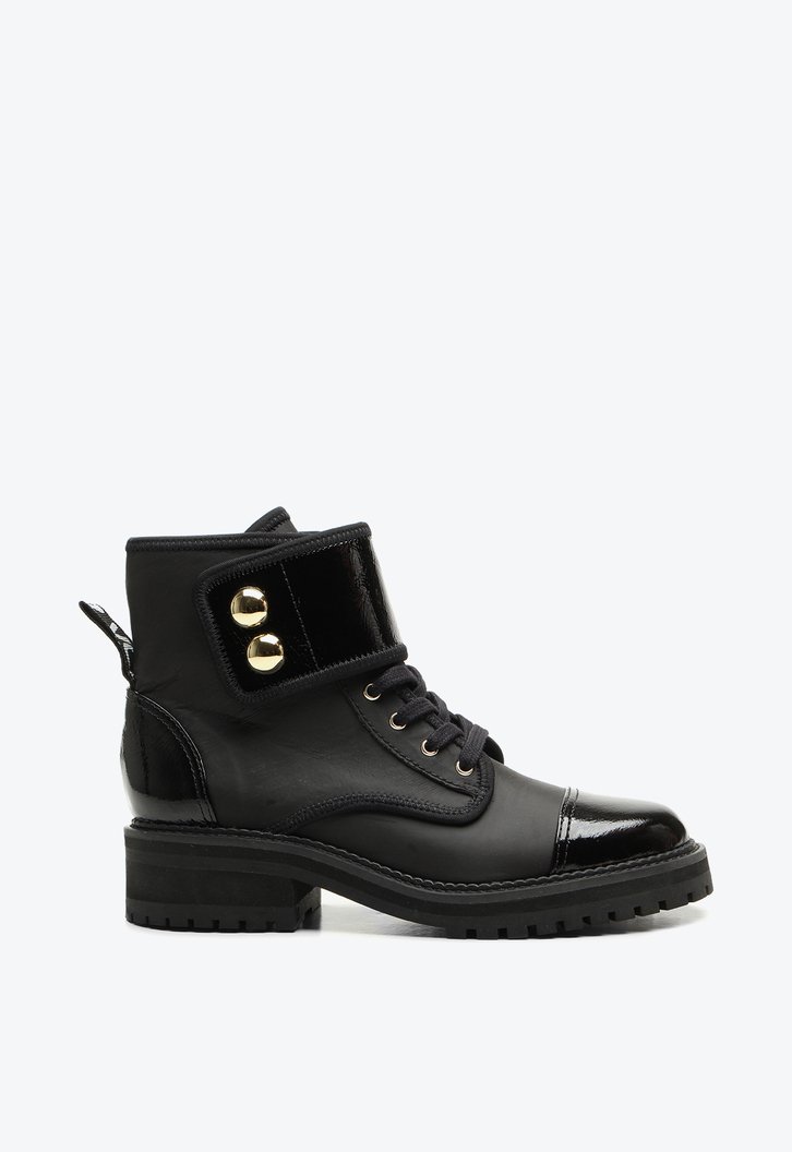 Bota Newport Preto