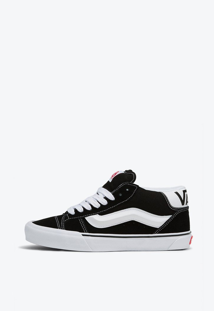 TÊNIS KNU SKOOL MID BLACK WHITE
