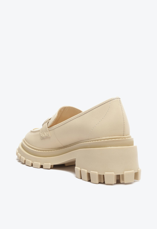 Sapato Mocassim Tratorado Couro Creme