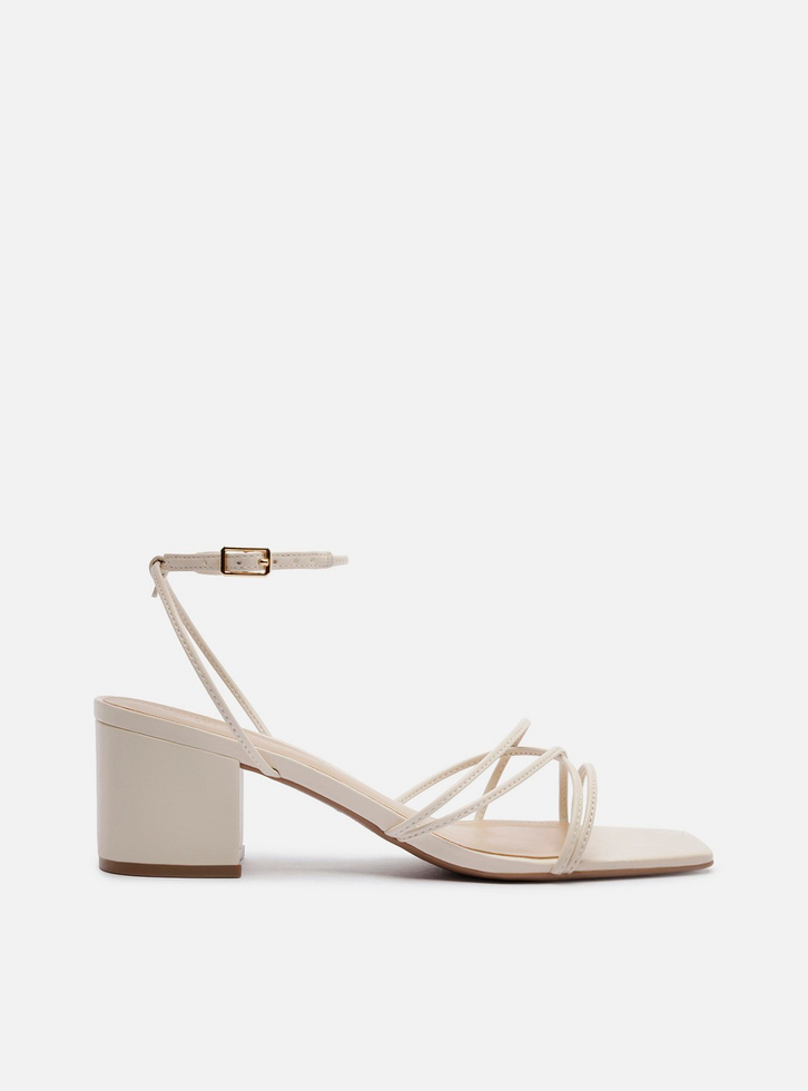 Sandália Off White Salto Bloco Tiras Finas Fivela