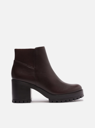 Bota Marrom Couro Cano Curto Sola Tratorada