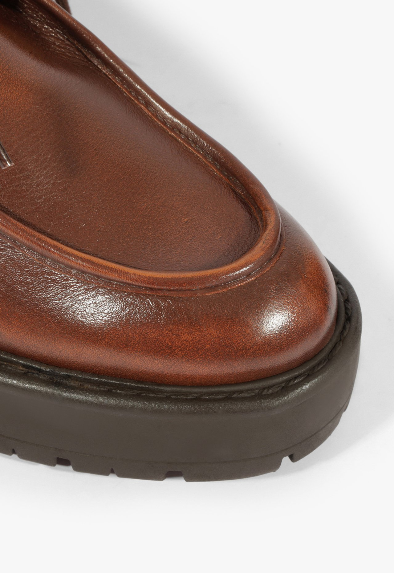 Oxford Couro Marrom | ZZ MALL