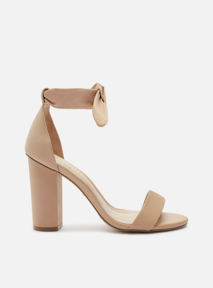 Sandália Bege Nobuck Salto Alto Bloco Isabelli
