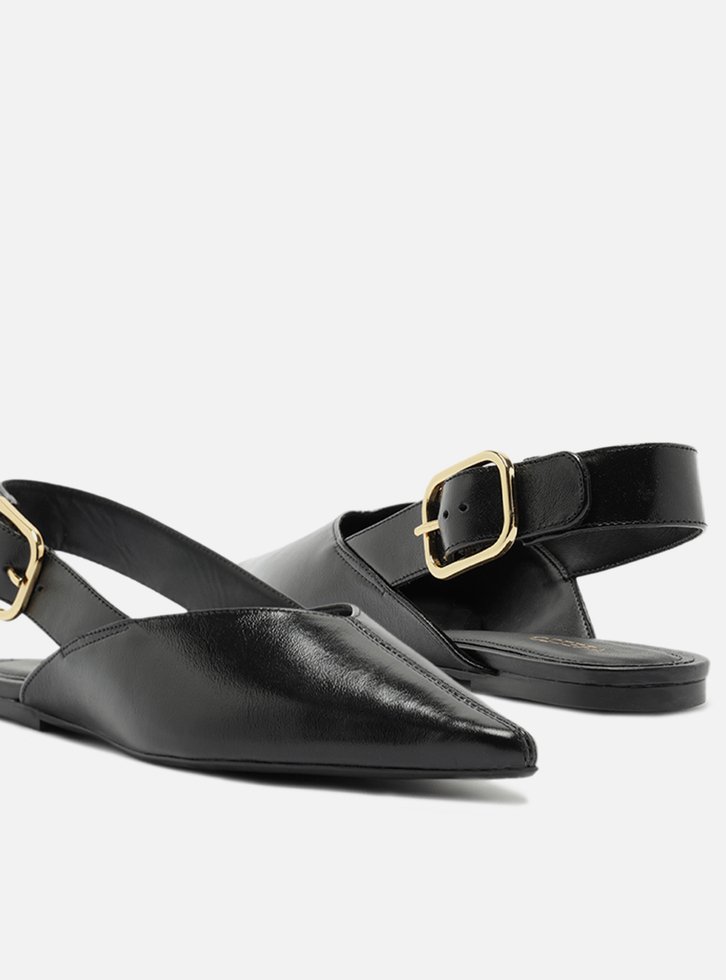 Sapatilha Preta Couro Slingback Fivela