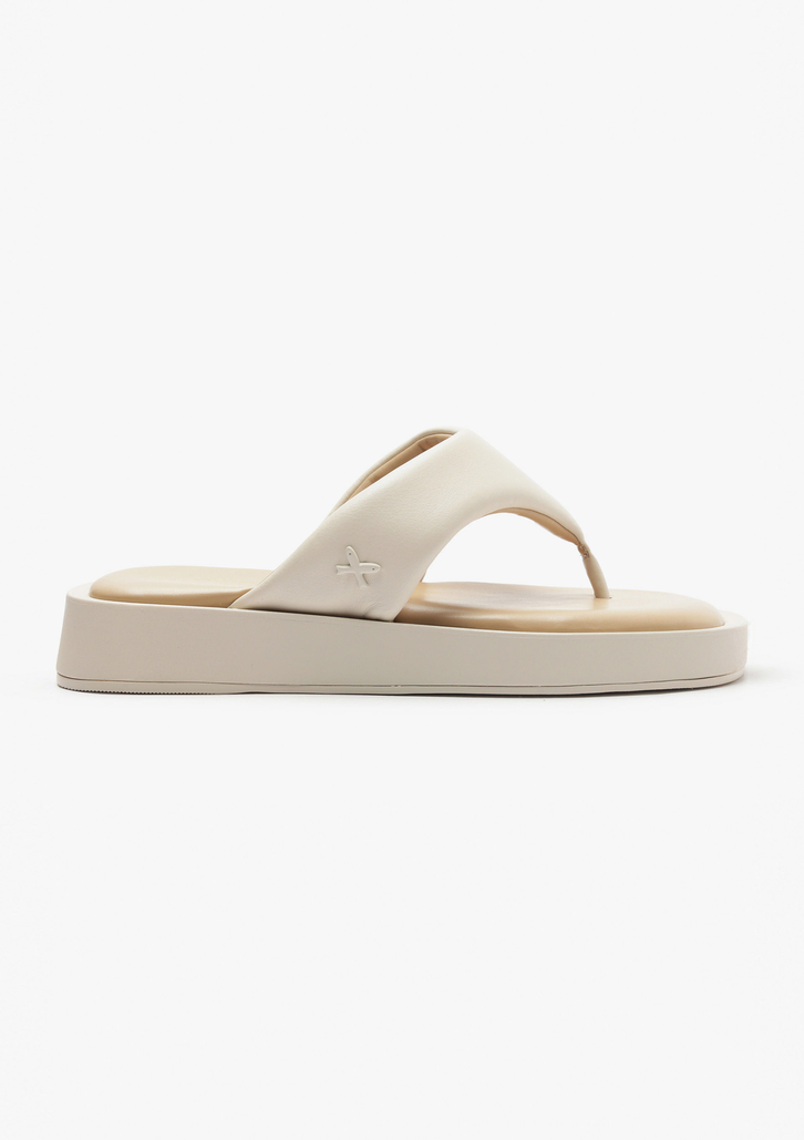 Sandália Flatform Off-White Hering Tira Acolchoada