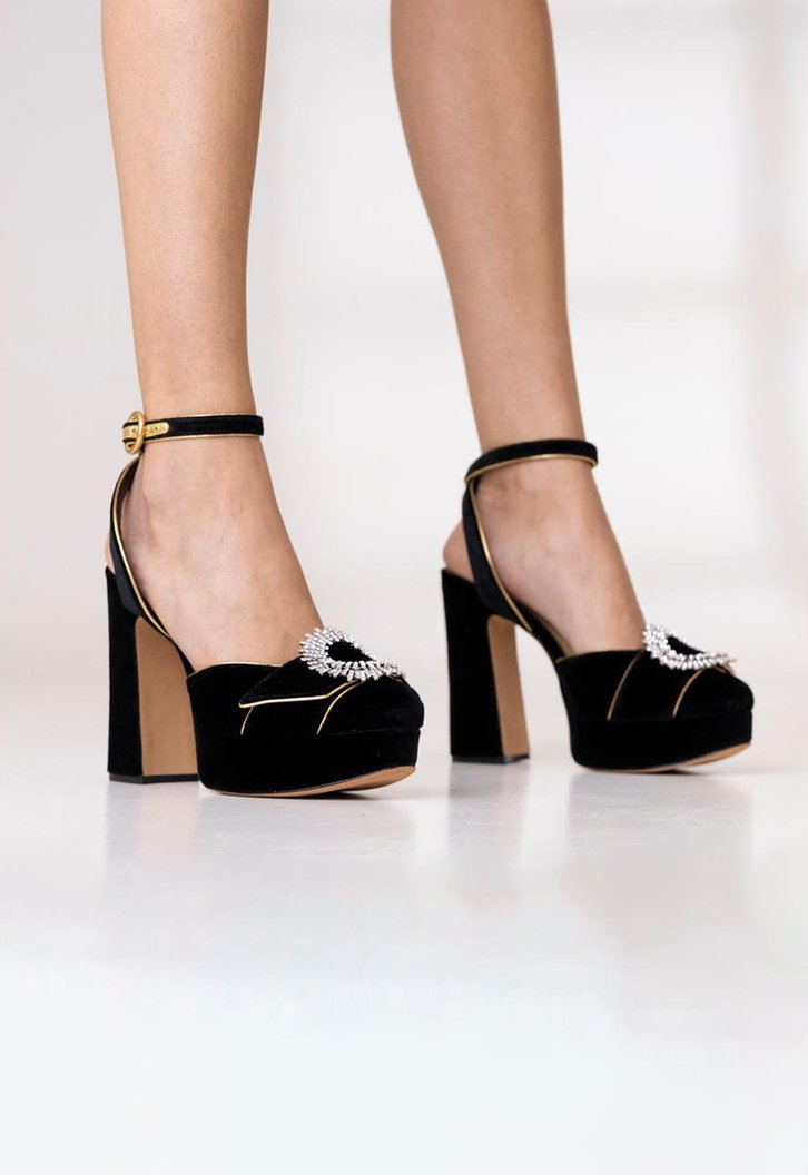 Madelina Curve 120 Black