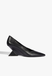 Scarpin Preto Schutz Couro Salto Geométrico