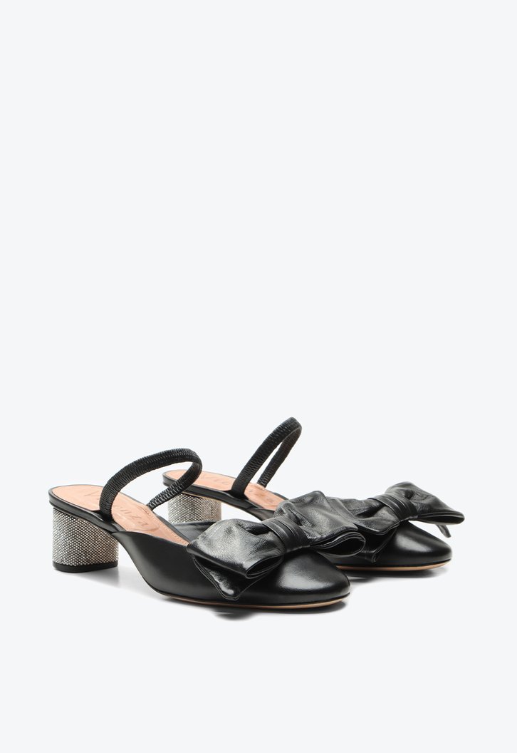 Mule Elyna Preto