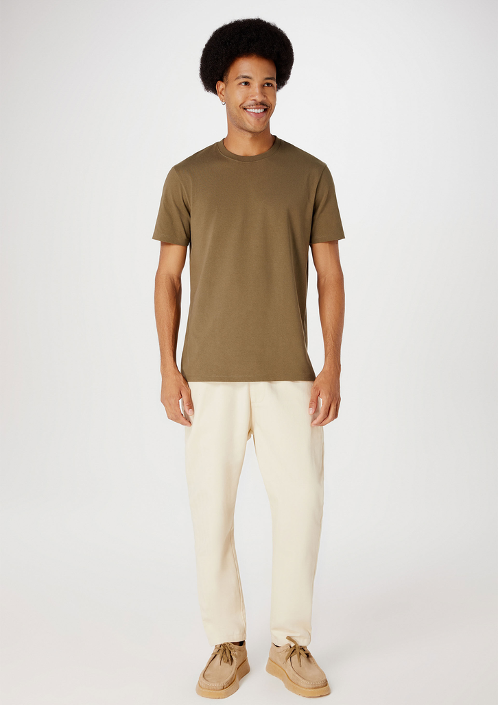 Camiseta Verde Hering Básica Masculina Em Algodão Peruano