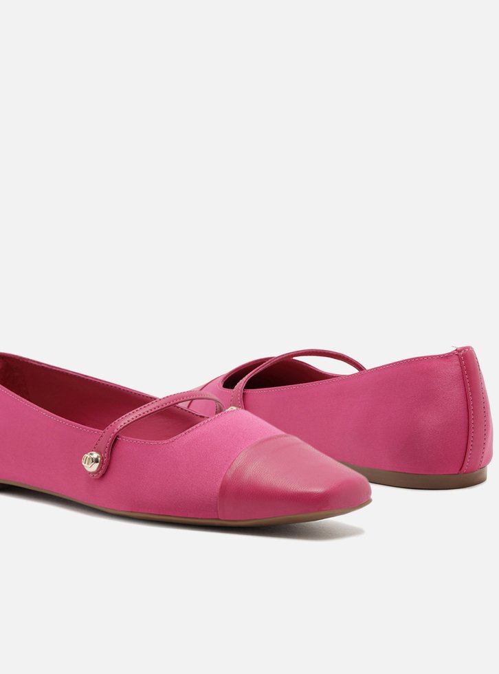 Sapatilha Boneca Cetim Cap Toe Rosa