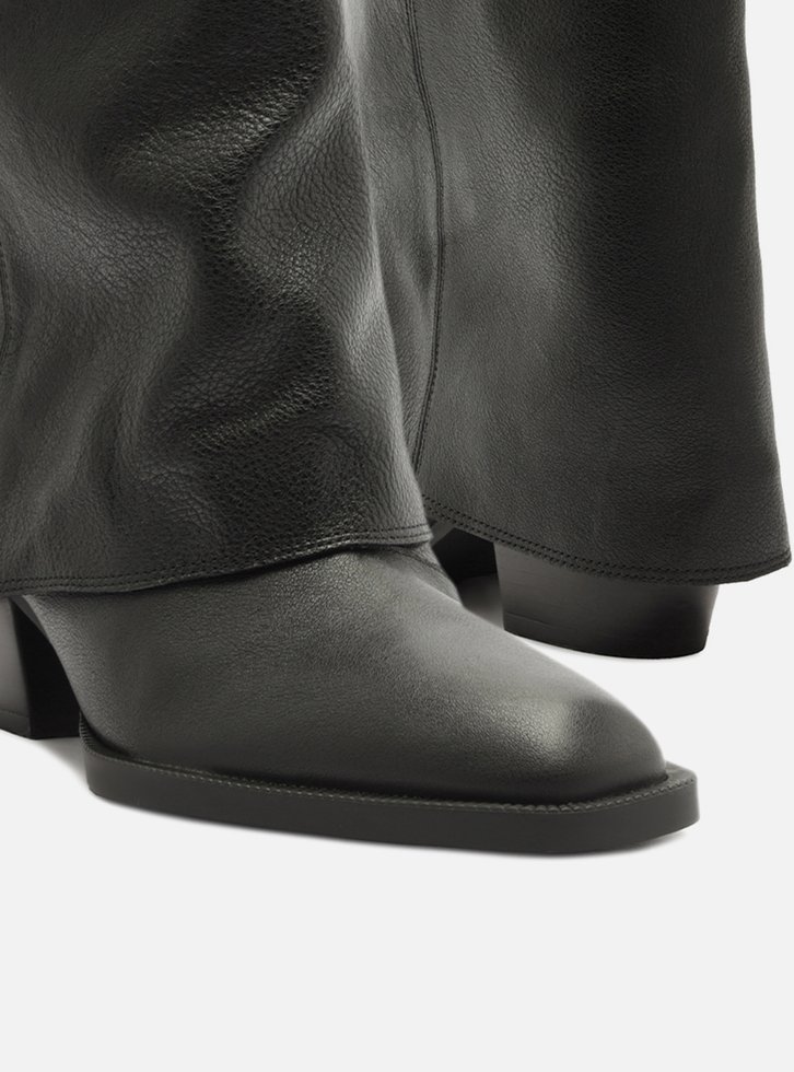 Bota Preta Couro Cano Curto Polaina Folk