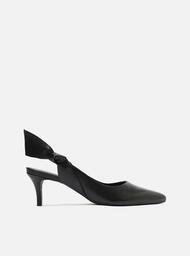 Scarpin Preto Arezzo Couro Salto Fino Slingback Nó