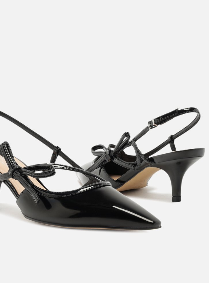 Scarpin Preto Salto Fino Slingback Laço