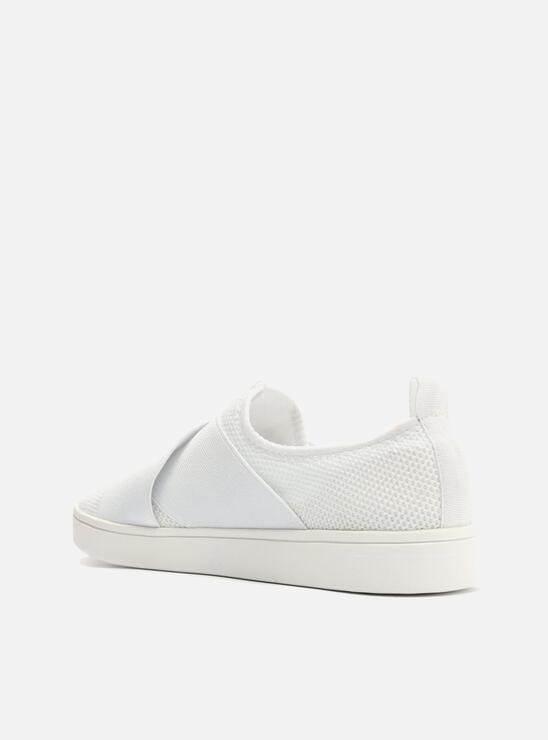 SLIP ON BRANCO AREZZO TECIDO SOLA BAIXA ELÁSTICOS