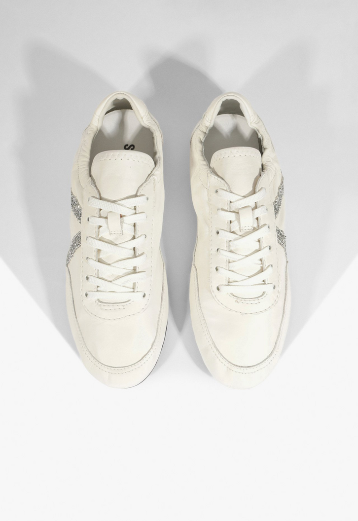 Tênis Retro 95 Couro Brilho Branco