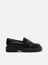 Mocassim Preto Arezzo Couro Detalhe Metálico Tratorado
